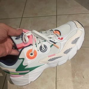 Adidas Astir size 8.5 sneakers. Worn once but too big.